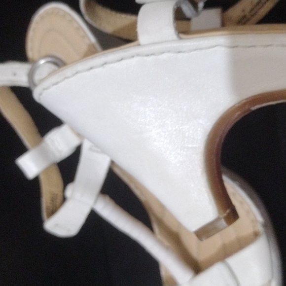 New- Born Crown Alcala ll -White Size 7 NO3601 CKK11 -Bought Never Worn- No Tags - Picture 9 of 9